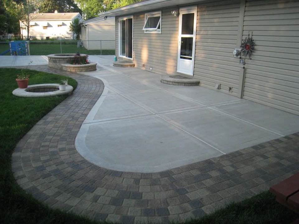 Concrete patio with fire pit