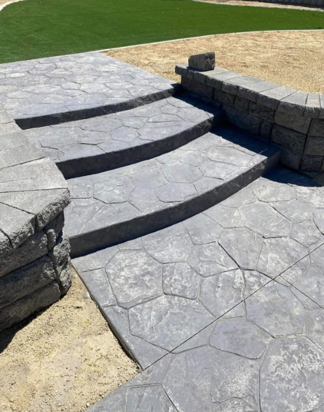 Stamped concrete flagstone steps