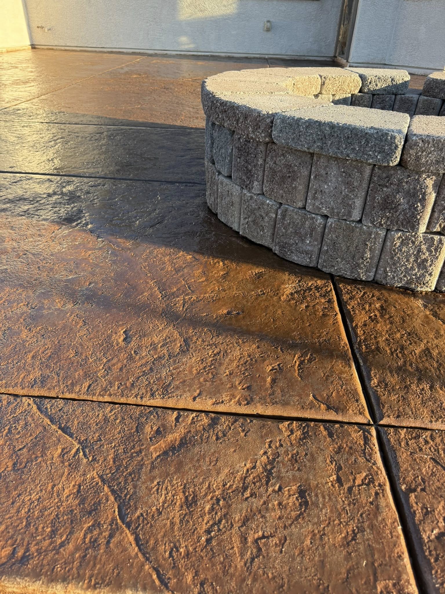 Fire pit with hot tub and pergola