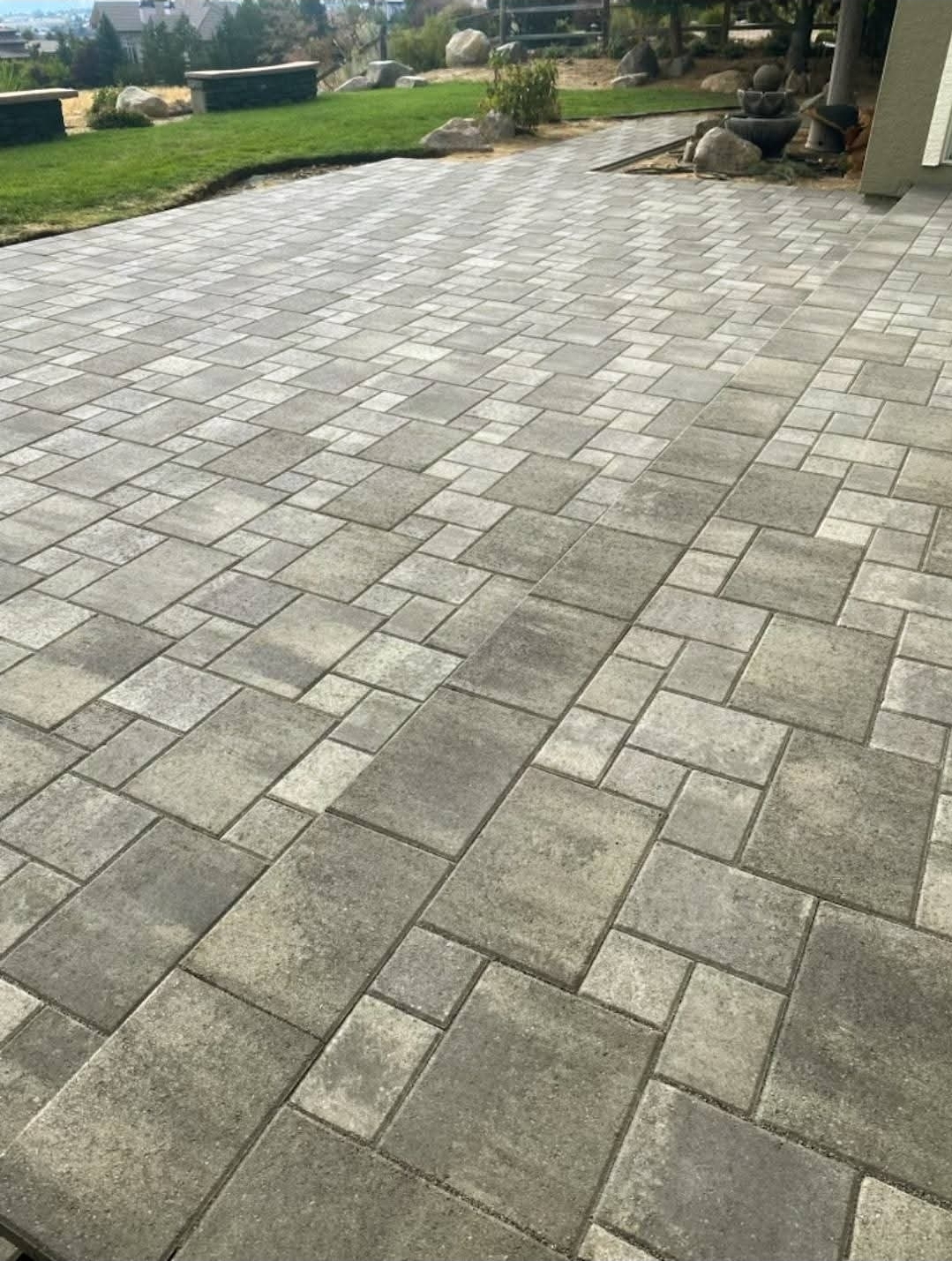Large format gray paver patio